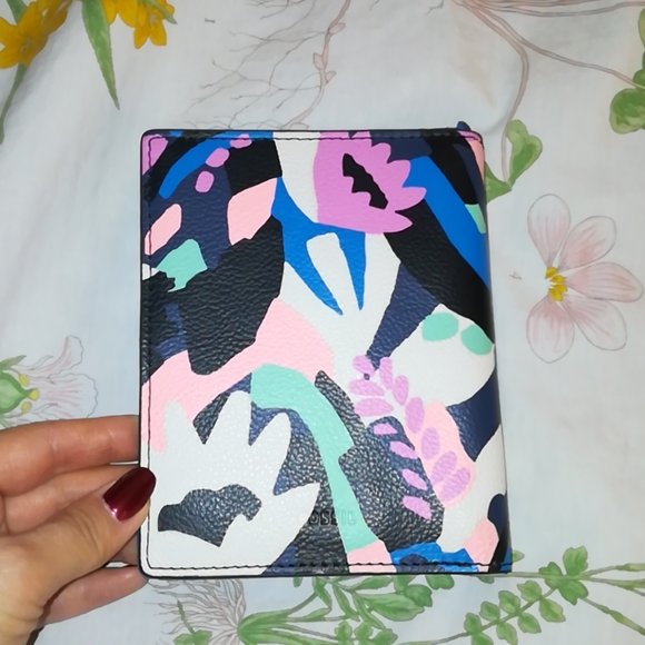 Fossil Bags Fossil Passport Wallet Leather Poshmark